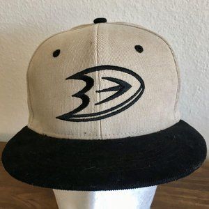 Anaheim Ducks NHL Hat - RARE Corduroy Cap Snapback